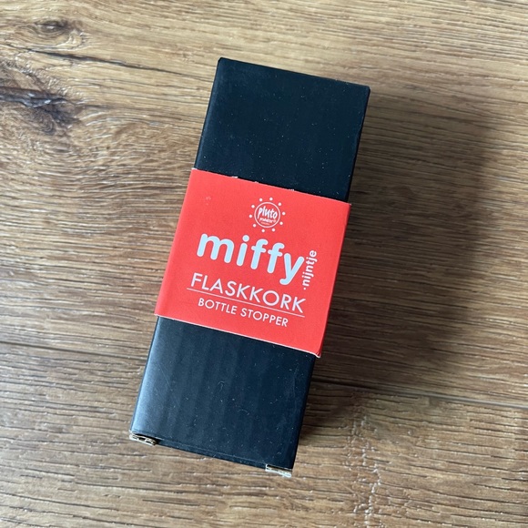 MIFFY-Imported (NWT/Box) Ceramic Wine Stopper - Picture 3 of 6